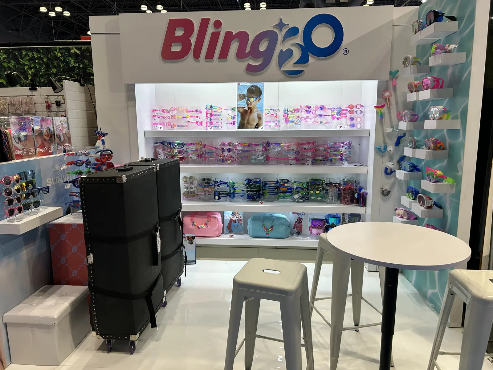 Bling2O Product display
